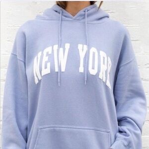 BRANDY MELVILLE PERFECT CONDITION CHRISTY HOODIE LIGHT PURPLE